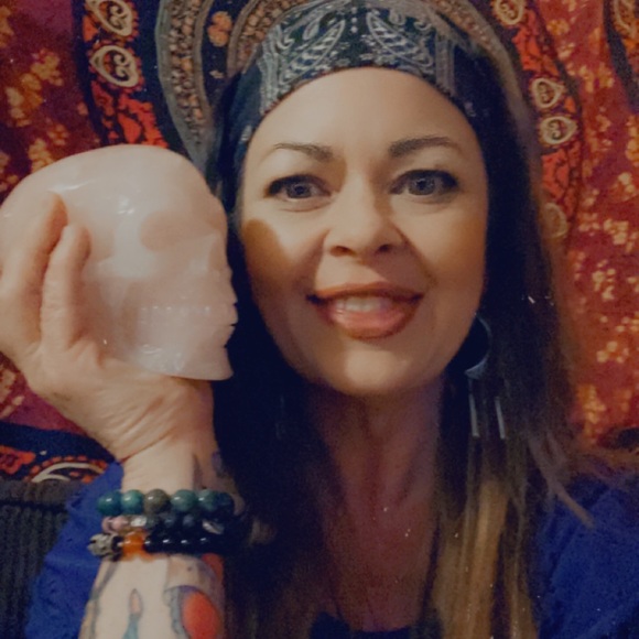 Meet your Posher, Laura - Picture 5 of 10